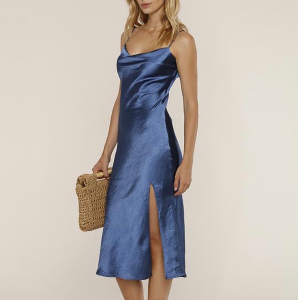 Heartloom Oliver Dress Twilight Small, pulls near zipper, price reflects defects
